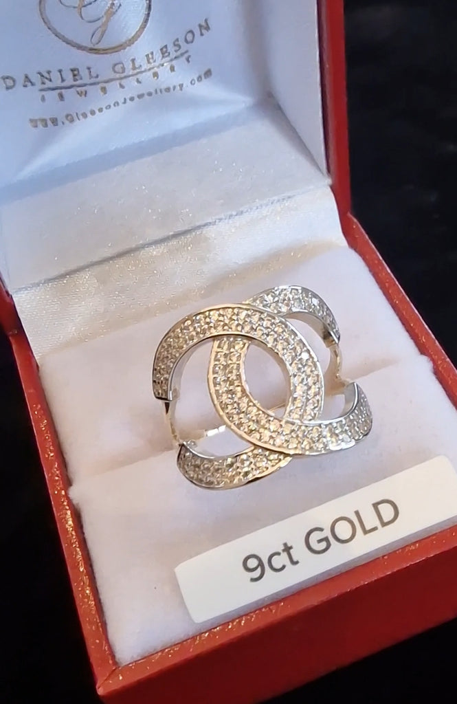 Gold Cubic Zirconia 9ct Gold Ladies ring