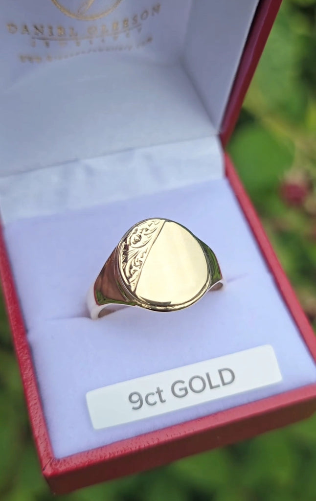 9ct gold signet ring in branded presentation box – Gleeson Jewellers