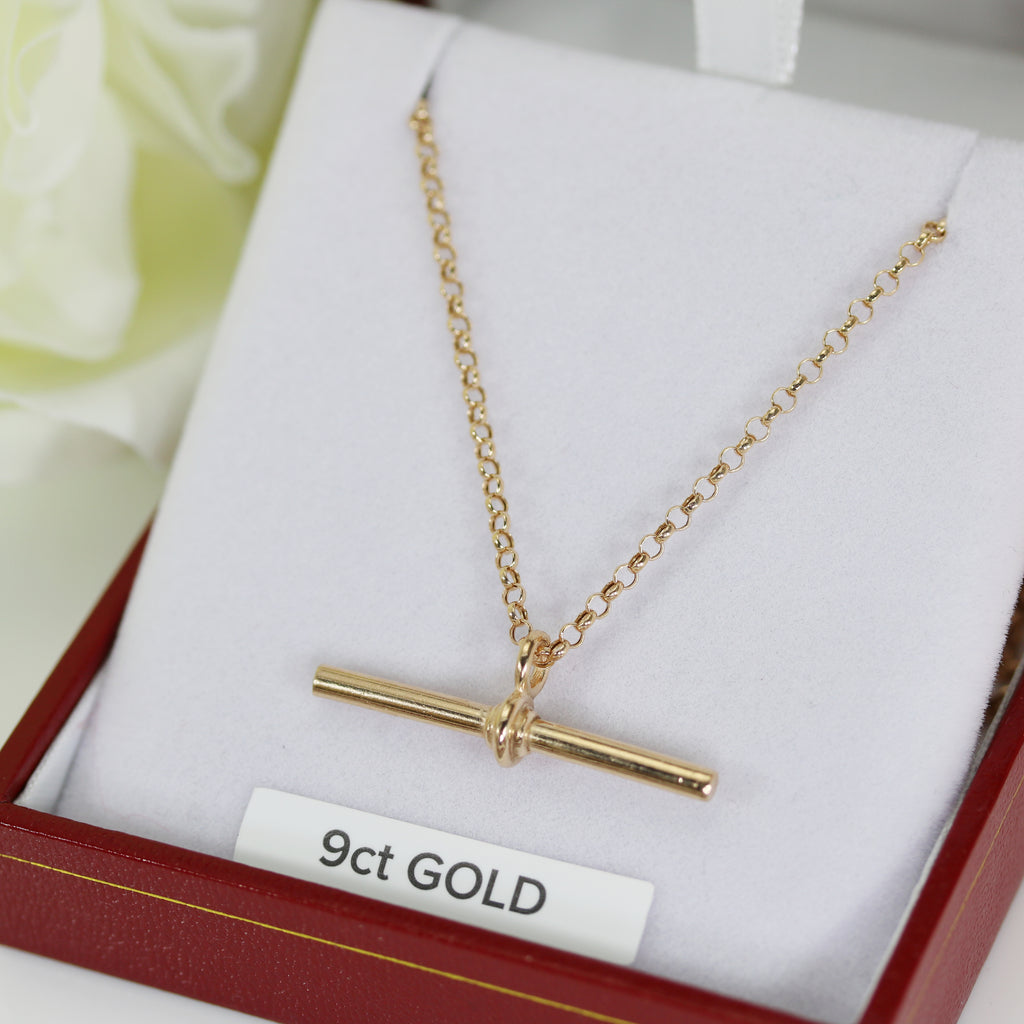 9ct Rose Gold T Bar Pendant Necklace and chaind 
