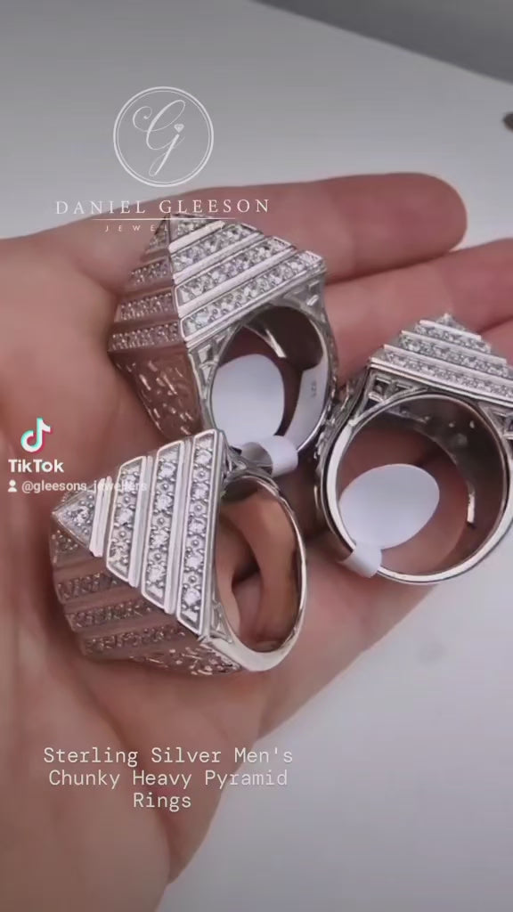 Mens pyramid ring 